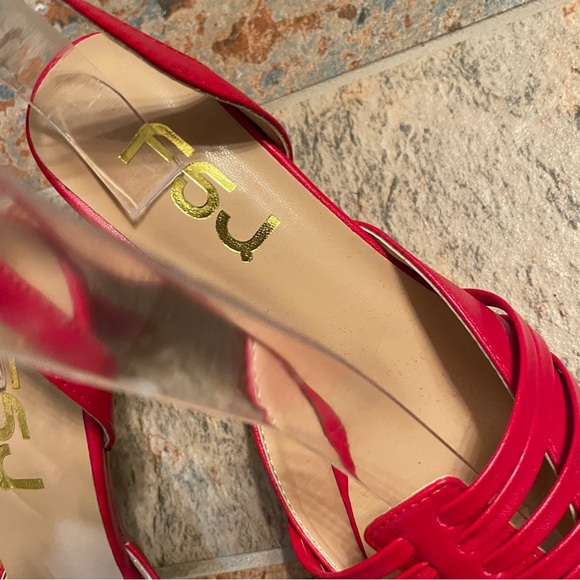 👠NWOB!! FSJ Caged Pointed Toe Sling Back Vibrant Red Patent Pumps! - Picture 3 of 11